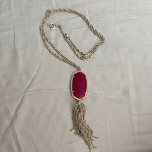 Kendra Scott Elegant Gold and Pink Pendant Necklace
